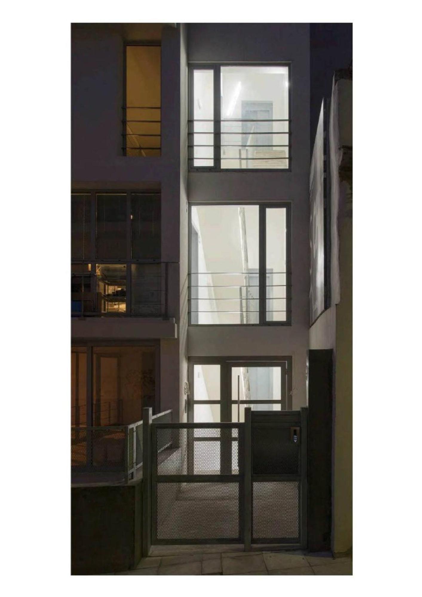 Ma Maison No5 Penthouse Loft, Private Heated Pool, Acropolis View, Ultra High Speed Internet 300 Mbps, Short Walk To Acropolis, Parking Upon Request, 1' From Metro アテネ エクステリア 写真