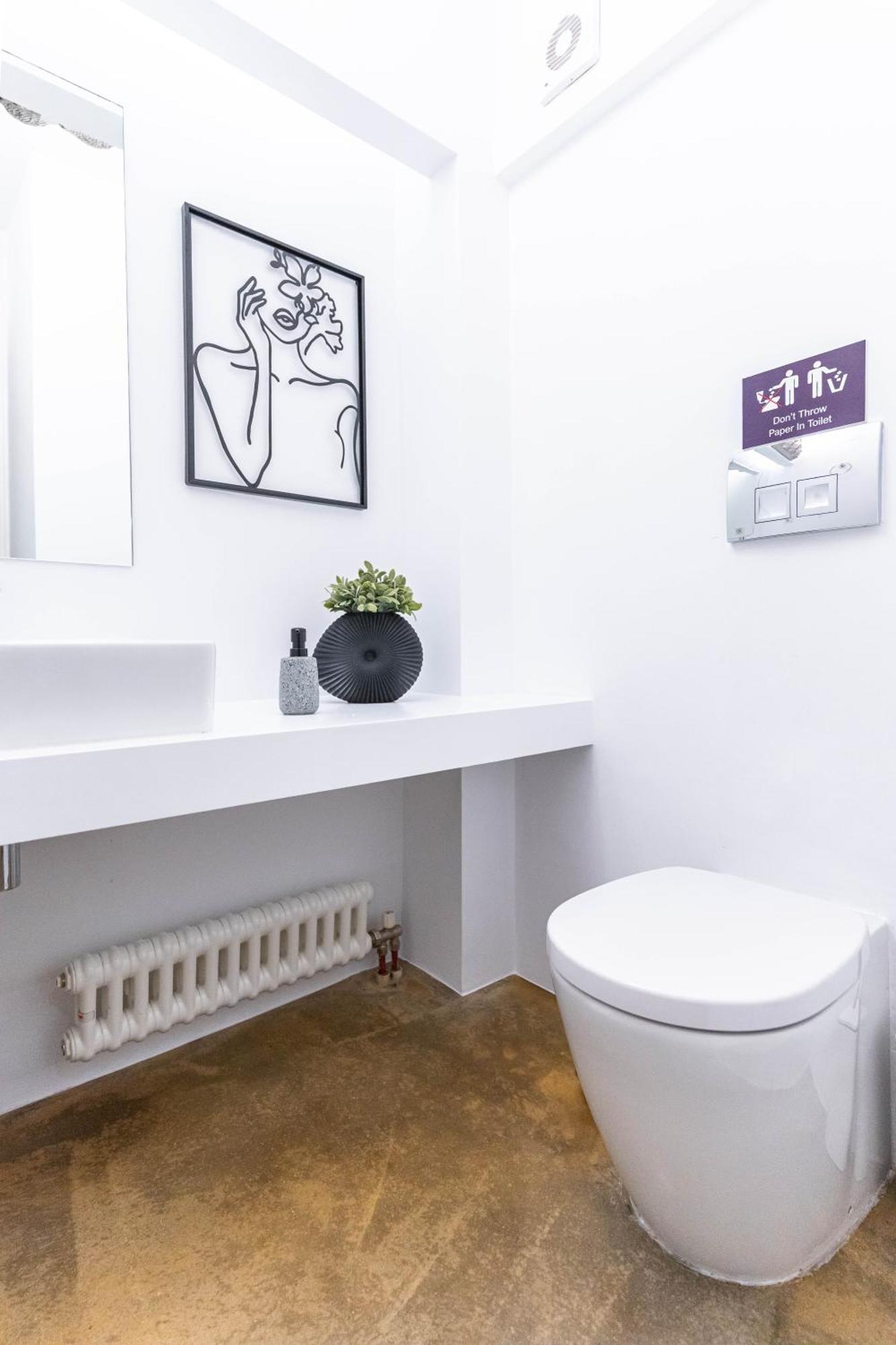 Ma Maison No5 Penthouse Loft, Private Heated Pool, Acropolis View, Ultra High Speed Internet 300 Mbps, Short Walk To Acropolis, Parking Upon Request, 1' From Metro アテネ エクステリア 写真
