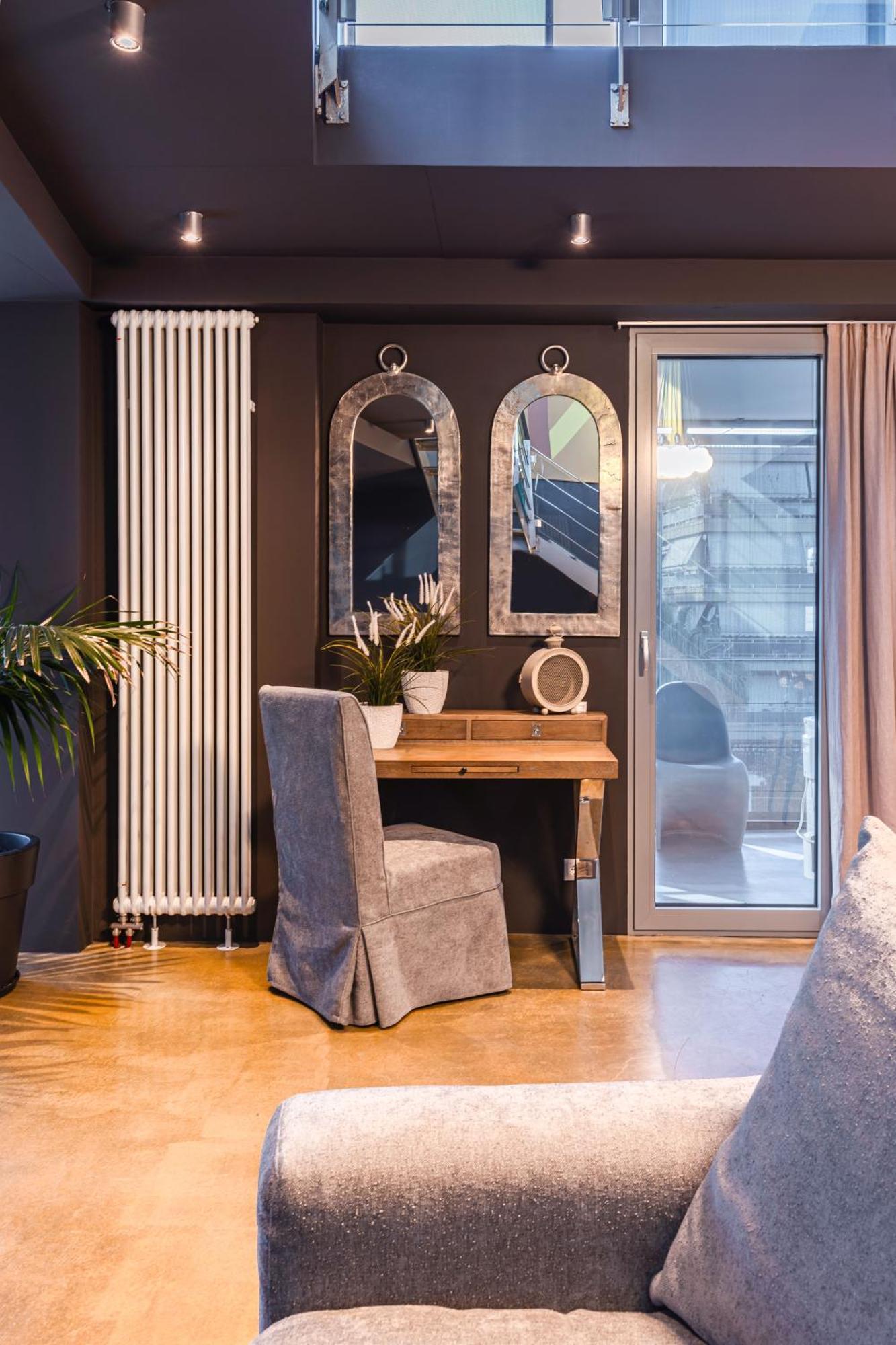 Ma Maison No5 Penthouse Loft, Private Heated Pool, Acropolis View, Ultra High Speed Internet 300 Mbps, Short Walk To Acropolis, Parking Upon Request, 1' From Metro アテネ エクステリア 写真