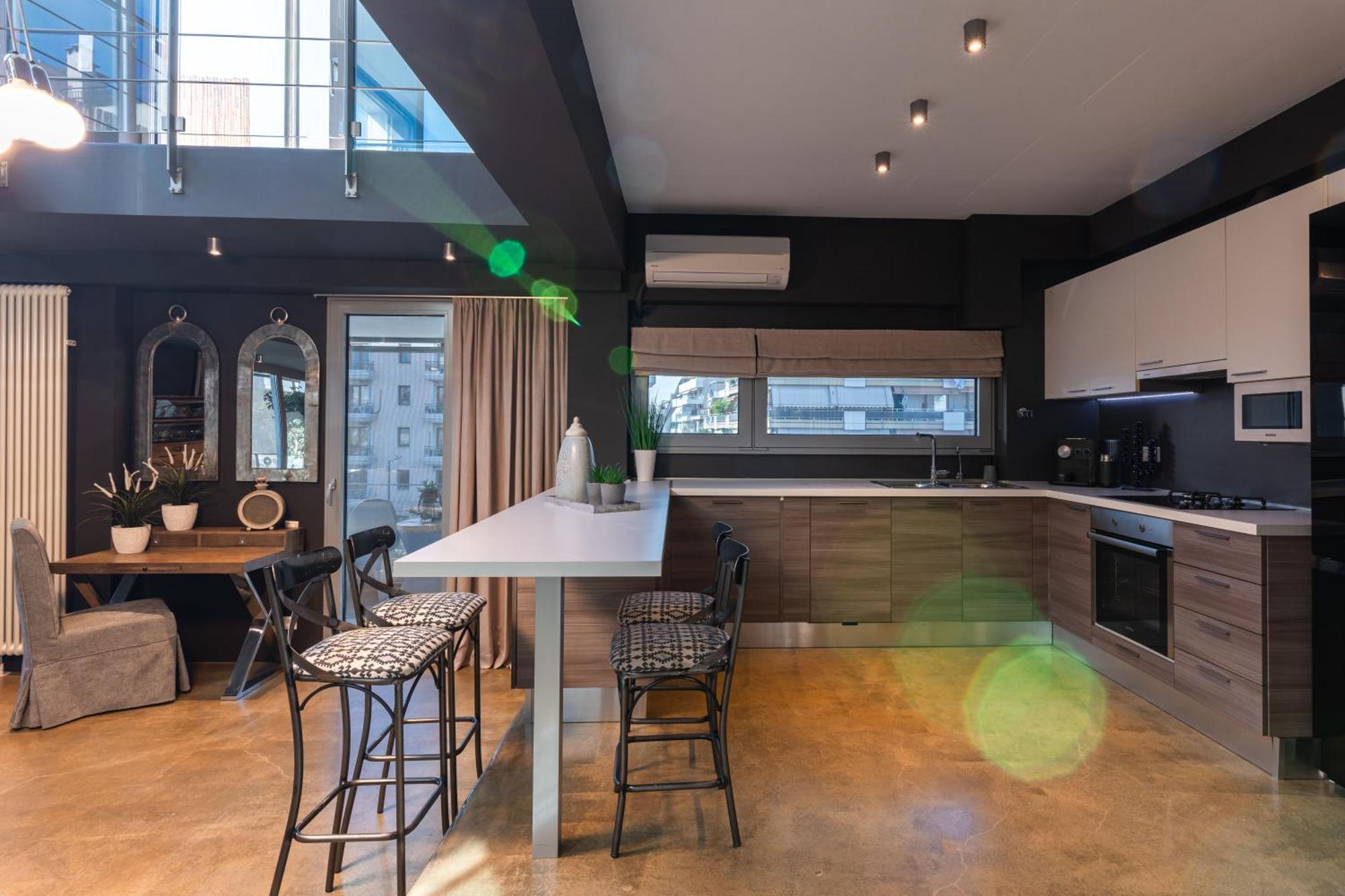 Ma Maison No5 Penthouse Loft, Private Heated Pool, Acropolis View, Ultra High Speed Internet 300 Mbps, Short Walk To Acropolis, Parking Upon Request, 1' From Metro アテネ エクステリア 写真