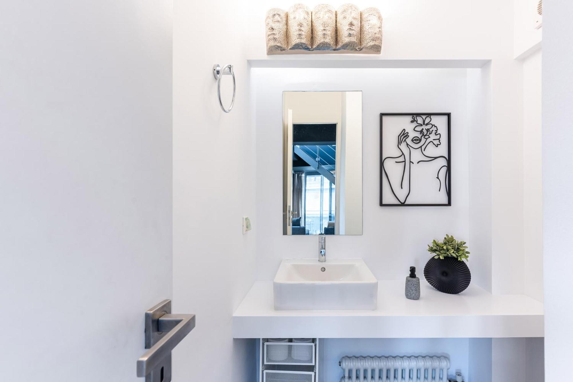 Ma Maison No5 Penthouse Loft, Private Heated Pool, Acropolis View, Ultra High Speed Internet 300 Mbps, Short Walk To Acropolis, Parking Upon Request, 1' From Metro アテネ エクステリア 写真