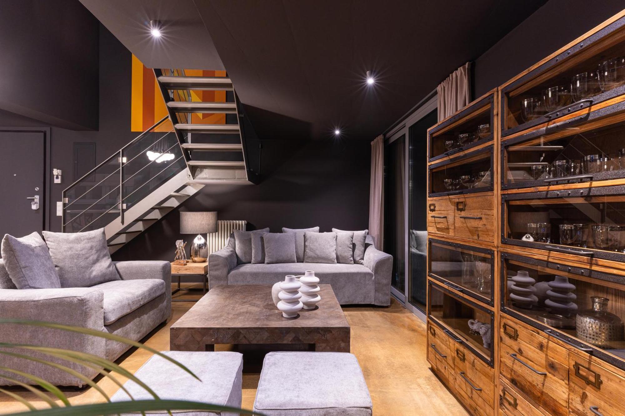 Ma Maison No5 Penthouse Loft, Private Heated Pool, Acropolis View, Ultra High Speed Internet 300 Mbps, Short Walk To Acropolis, Parking Upon Request, 1' From Metro アテネ エクステリア 写真