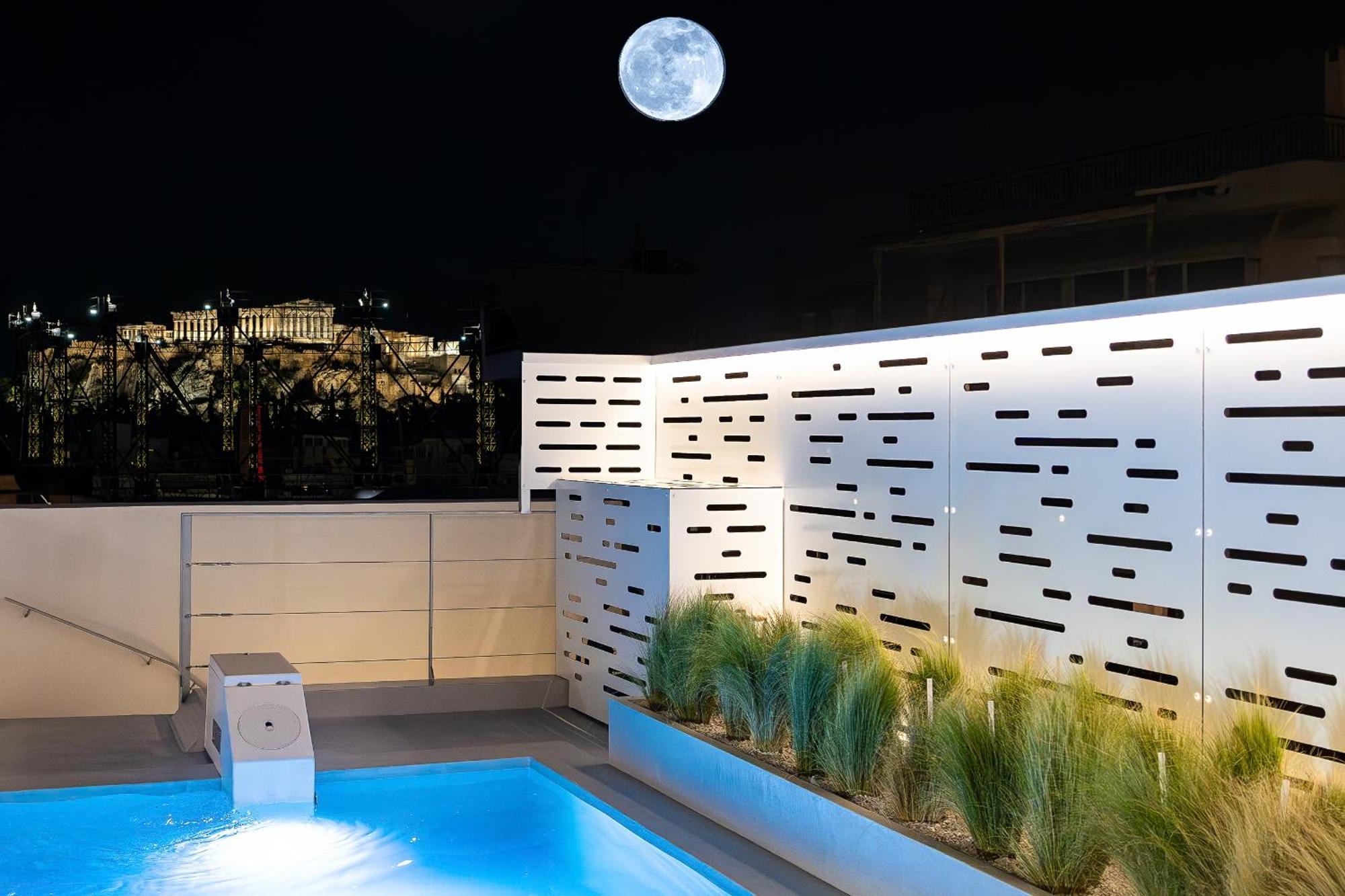 Ma Maison No5 Penthouse Loft, Private Heated Pool, Acropolis View, Ultra High Speed Internet 300 Mbps, Short Walk To Acropolis, Parking Upon Request, 1' From Metro アテネ エクステリア 写真